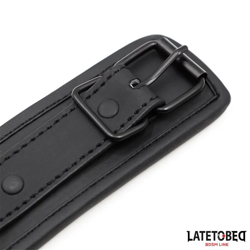Coleira com Trela em Neoprene LateToBed Preta — vista 6 de 6