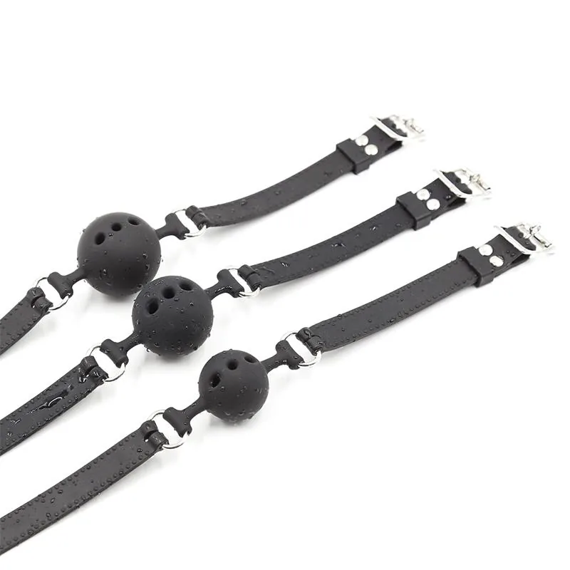Mordaça de Bola Respirável Silicone LateToBed Preta 5 cm — vista 3 de 3