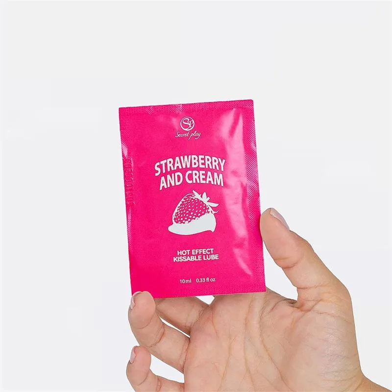 Lubrificante e Massagem Efeito Calor Sabor Morango com Natas Monodose 10 ml Secret Play