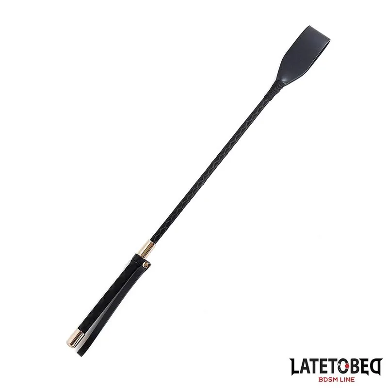 Chicote de Montar Clássico em Couro Vegano com Detalhes Dourados 45 cm LateToBed